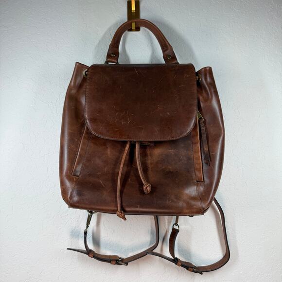 Women's Rachel Roy Leather‎ Backpack Purse with Magnetic Front Closure - Picture 2 of 8